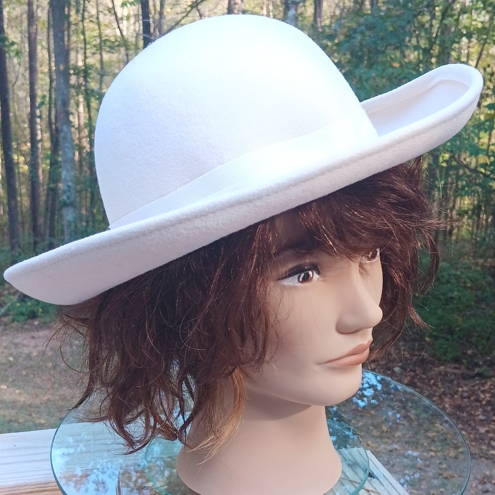 Miss Bierner Vintage Wool Hat Micheal Howard Biege Mid-Century retro USA